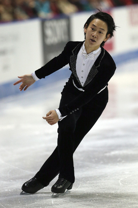 Denis+Ten+2012+Skate+Canada+International+gfCyw0IXZ7Ex.jpg