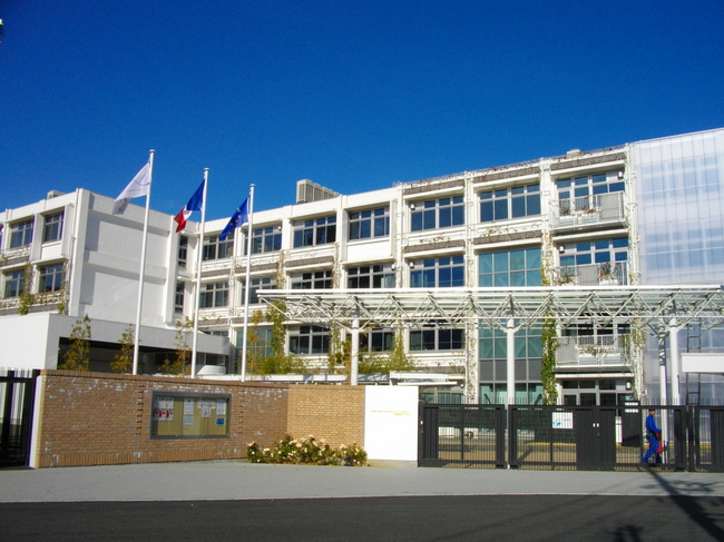 東京国際フランス学園