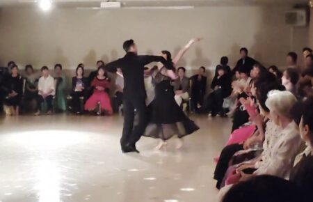 初のウィンナワルツDEMO